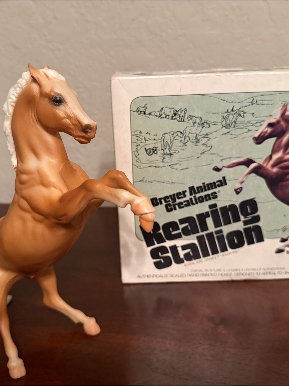 Breyer Rearing Stallion - Chestnut with Cream Mane